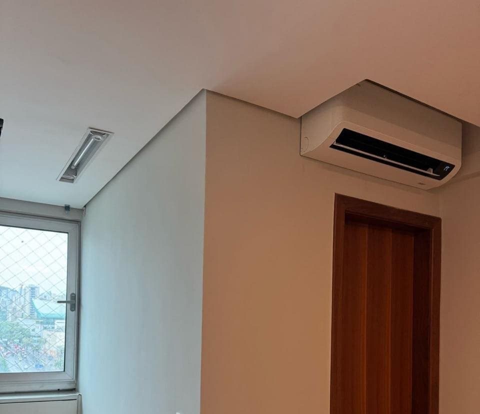 Atendimento de ar condicionado realizado pela Refrigere em BH